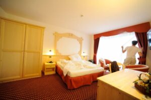 000019-family-suite-fravort-002